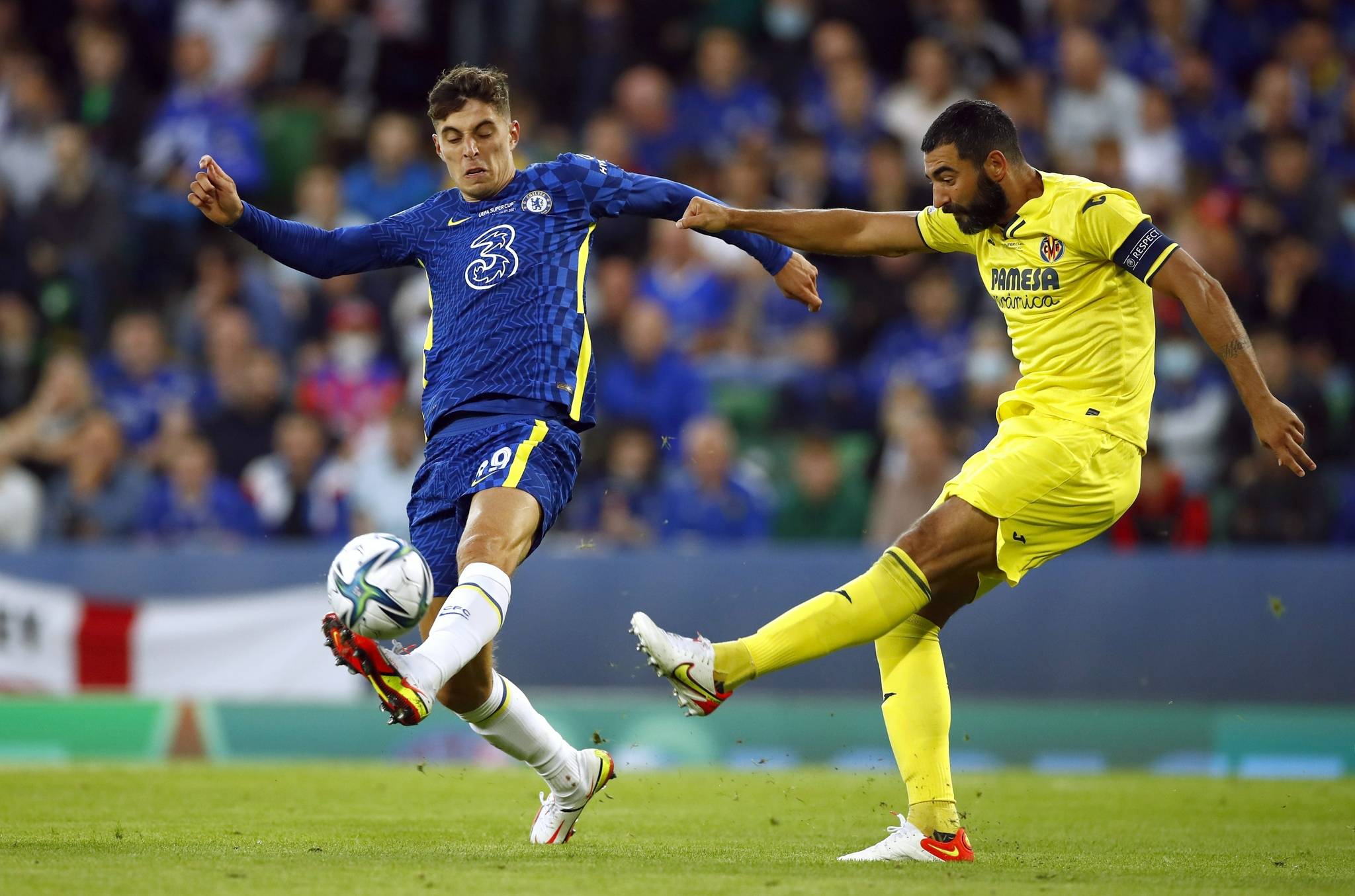 费城费城人在 2024 年季后赛面对道奇展现了极强的韧性，双方大战七场